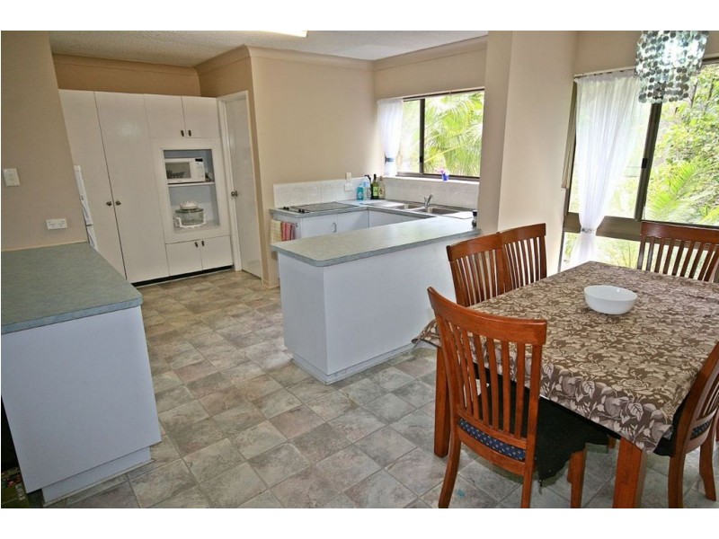 11/2 Eshelby Drive, Cannonvale QLD 4802