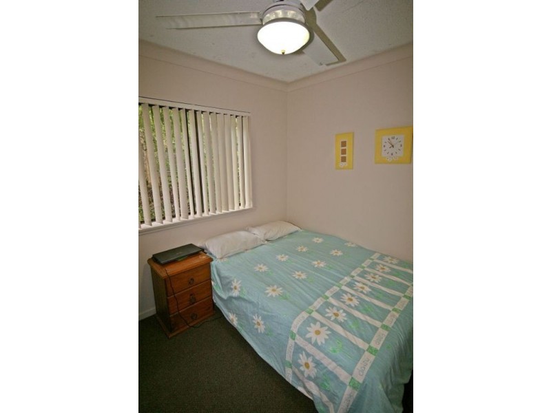 11/2 Eshelby Drive, Cannonvale QLD 4802