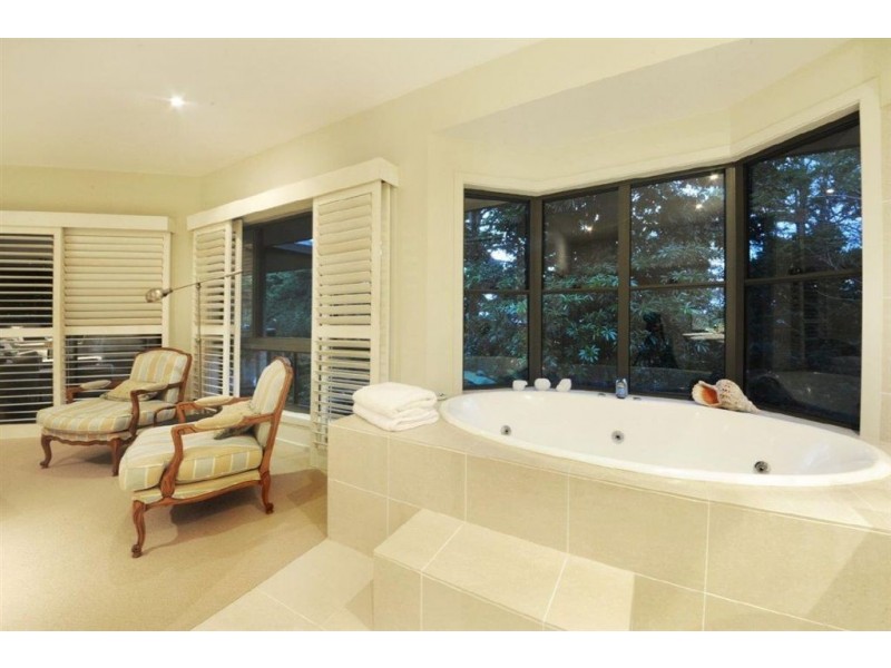 38 Pepperberry Lane, Cannon Valley QLD 4800