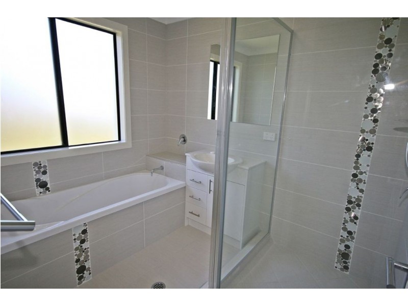 3 Twin Creek Court, Cannonvale QLD 4802