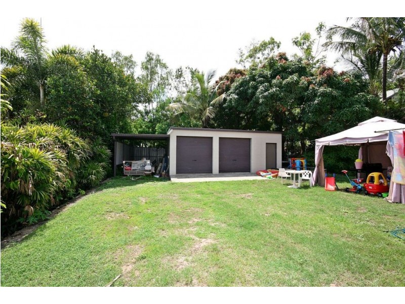 23 Manooka Drive, Cannonvale QLD 4802