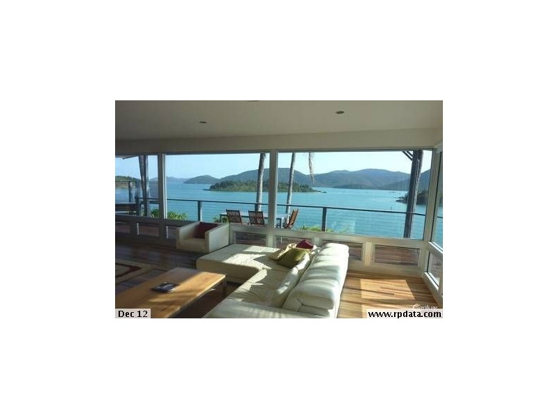 29 Warrain Street, Shute Harbour QLD 4802