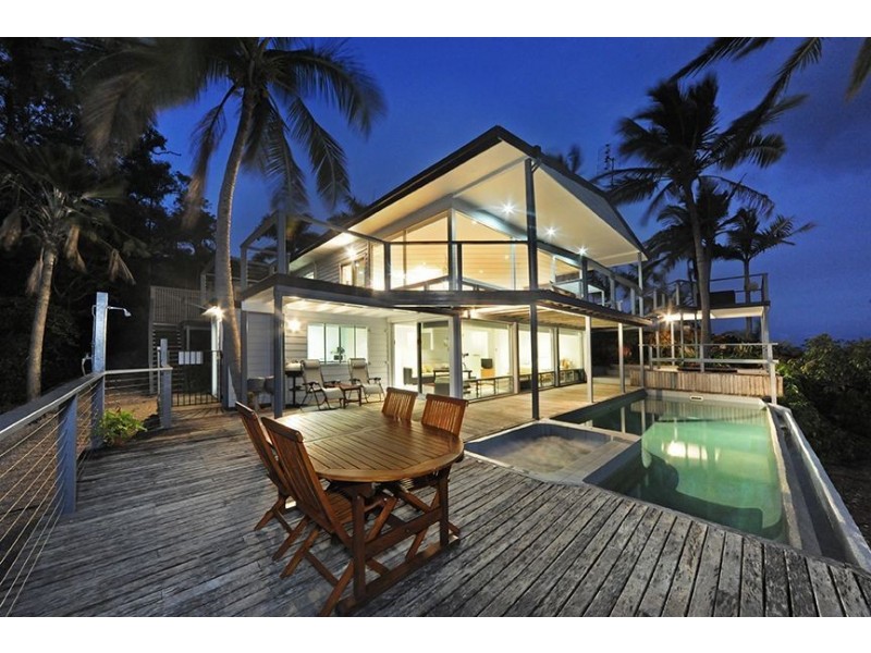 29 Warrain Street, Shute Harbour QLD 4802