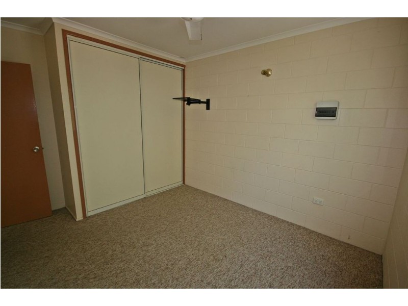 8/14 Island Drive, Cannonvale QLD 4802