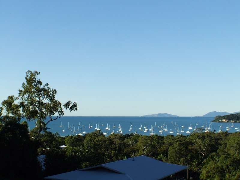 26 Nara Ave, Airlie Beach QLD 4802
