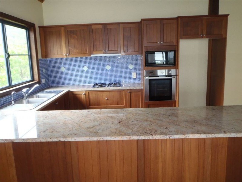 26 Nara Ave, Airlie Beach QLD 4802