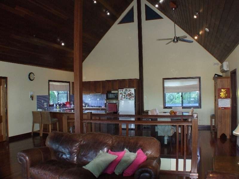 26 Nara Ave, Airlie Beach QLD 4802
