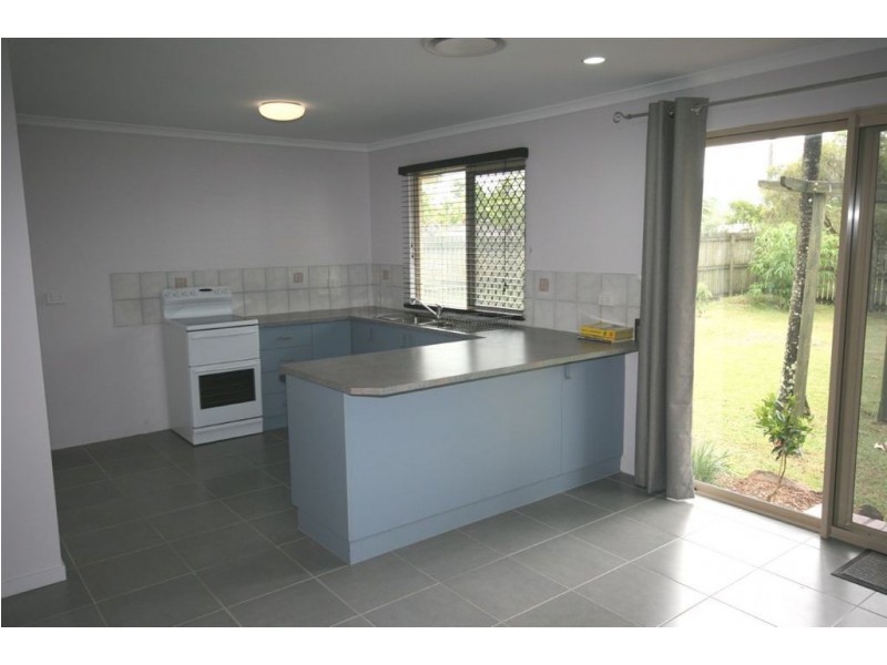 40 South Molle Blvd, Cannonvale QLD 4802