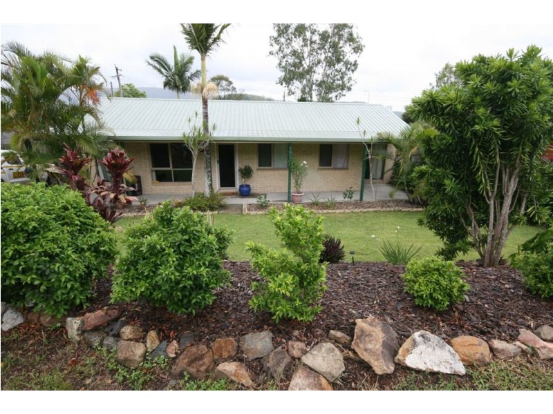 40 South Molle Blvd, Cannonvale QLD 4802