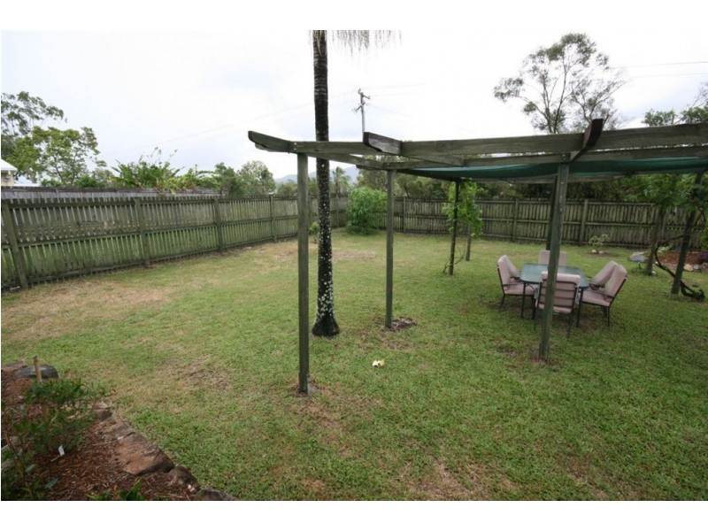 40 South Molle Blvd, Cannonvale QLD 4802