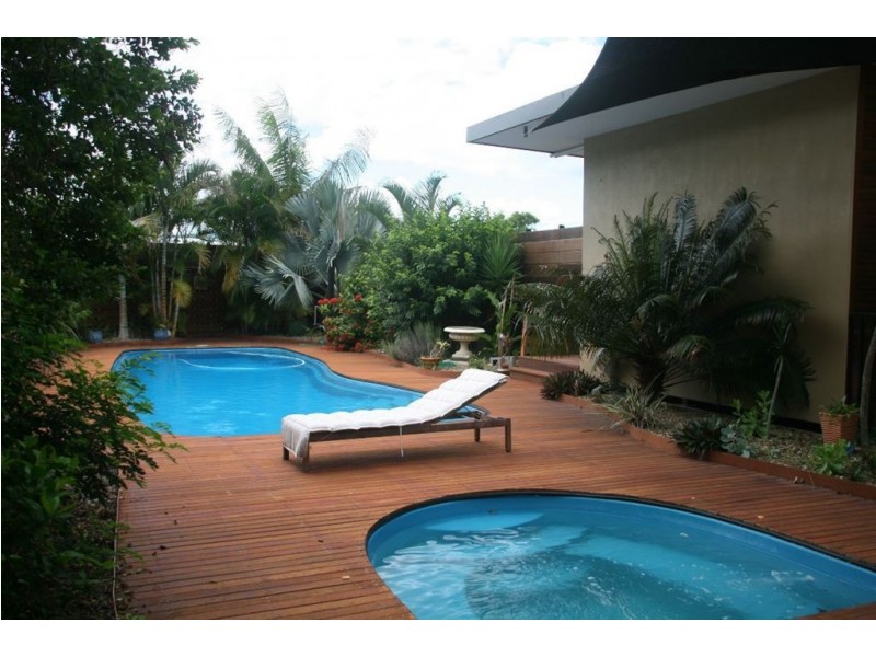 5 Melaleuca Close, Mount Julian QLD 4800