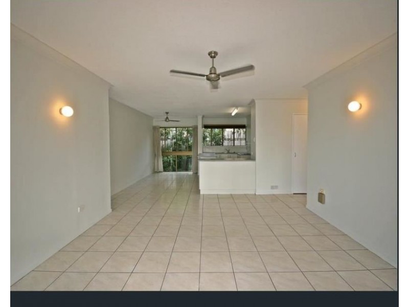 104/2 Eshelby Drive, Cannonvale QLD 4802