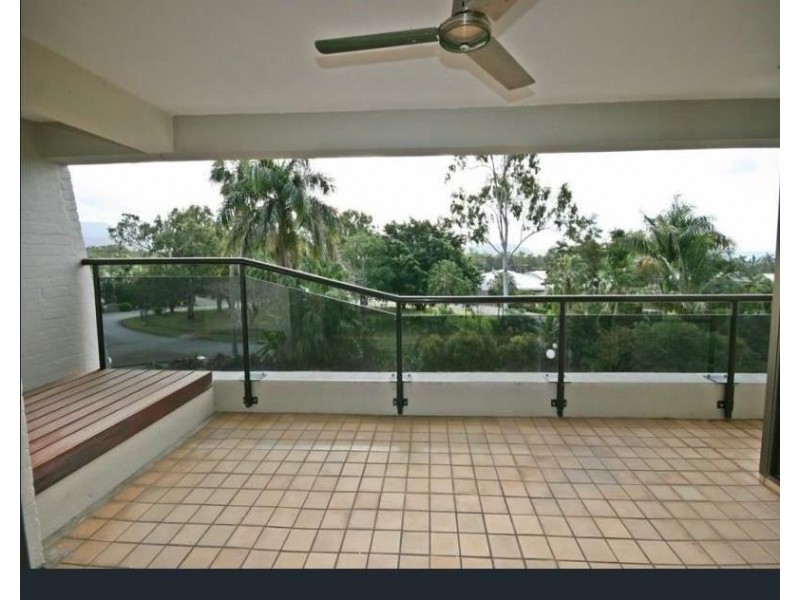 104/2 Eshelby Drive, Cannonvale QLD 4802