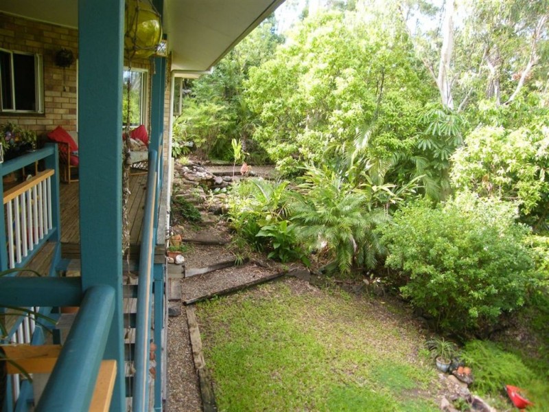 4 Dixon Place, Cannonvale QLD 4802