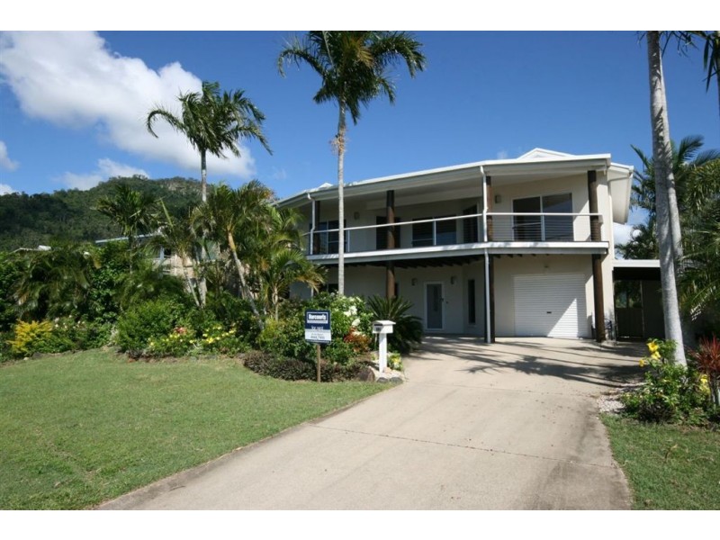 33 Country Road, Cannonvale QLD 4802