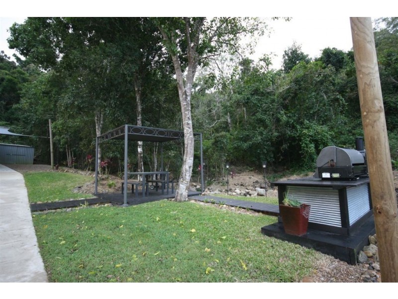 71 Pringle Road, Cannonvale QLD 4802