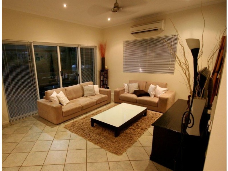 71 Pringle Road, Cannonvale QLD 4802