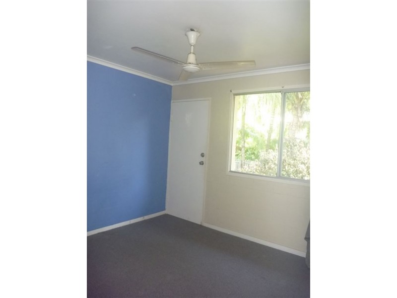 1/23 Manooka Drive, Cannonvale QLD 4802