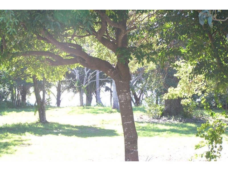 12 Horseshoe Bay Road, Bowen QLD 4805