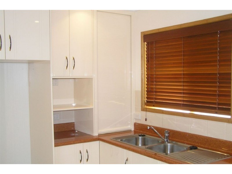 12 Horseshoe Bay Road, Bowen QLD 4805