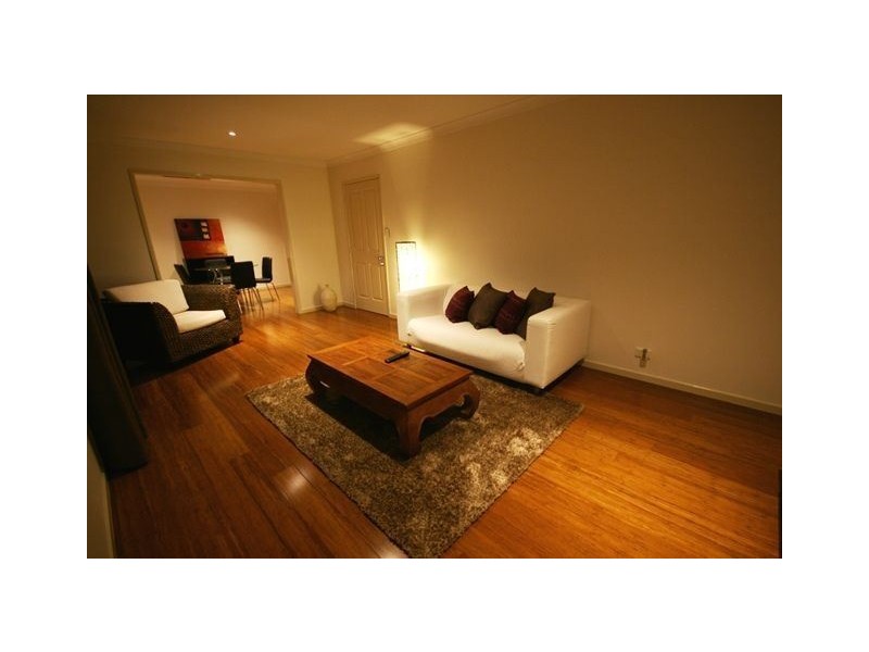 30B Macona Crescent, Cannonvale QLD 4802