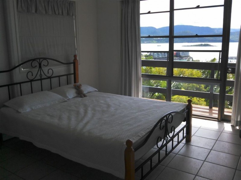 10/2 Lewis Street, Airlie Beach QLD 4802