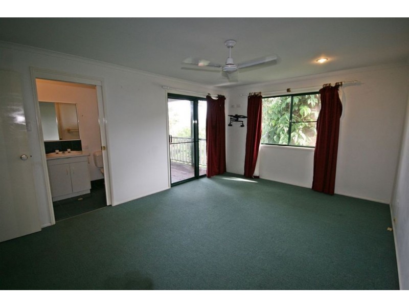 21 Island Drive, Cannonvale QLD 4802