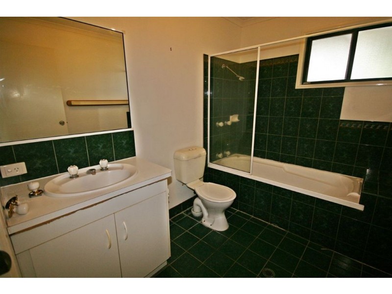 21 Island Drive, Cannonvale QLD 4802