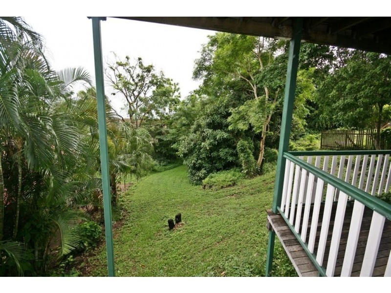21 Island Drive, Cannonvale QLD 4802