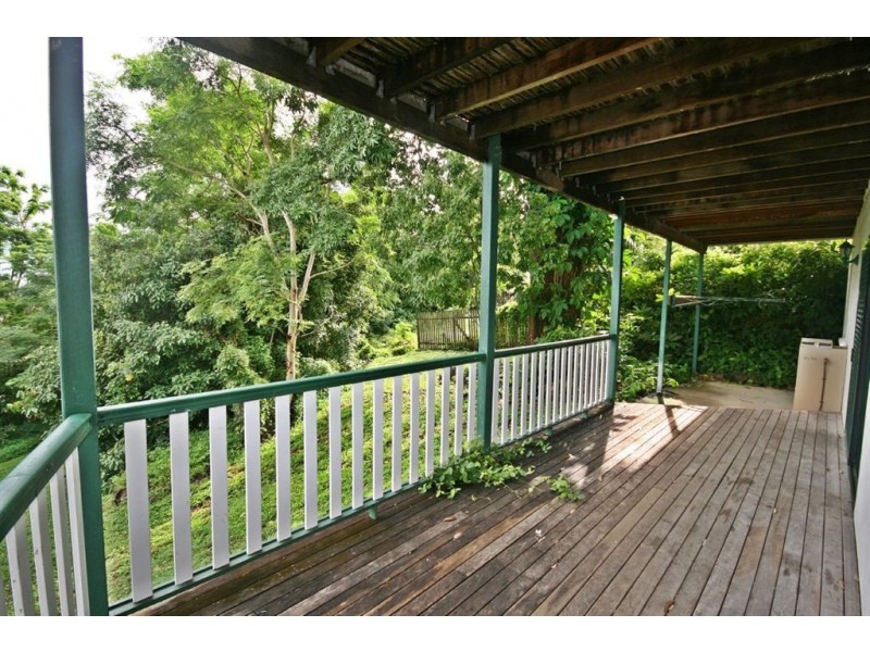 21 Island Drive, Cannonvale QLD 4802