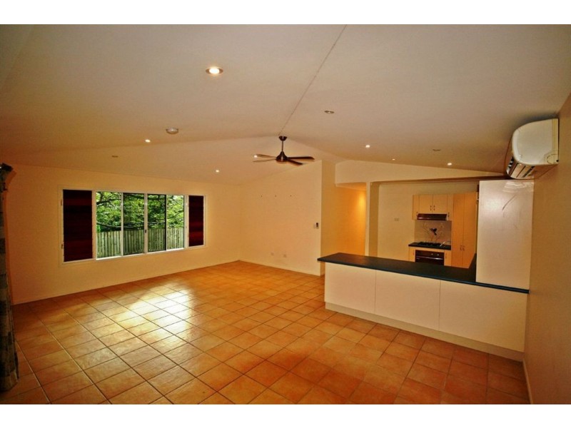 65 Namanula Drive, Flametree QLD 4802