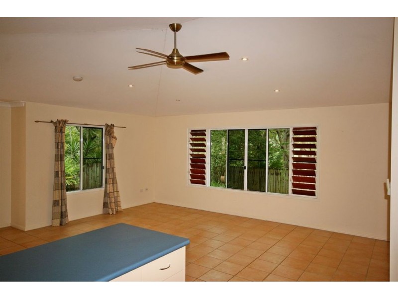 65 Namanula Drive, Flametree QLD 4802