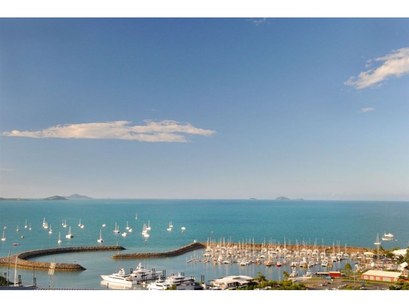 13 Kara Crescent, Airlie Beach QLD 4802