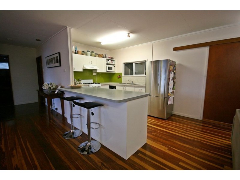 2 Hillcrest Avenue, Airlie Beach QLD 4802