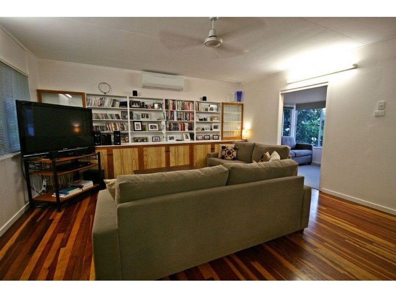 2 Hillcrest Avenue, Airlie Beach QLD 4802