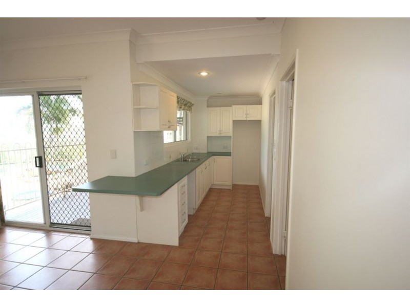 33 Country Road, Cannonvale QLD 4802