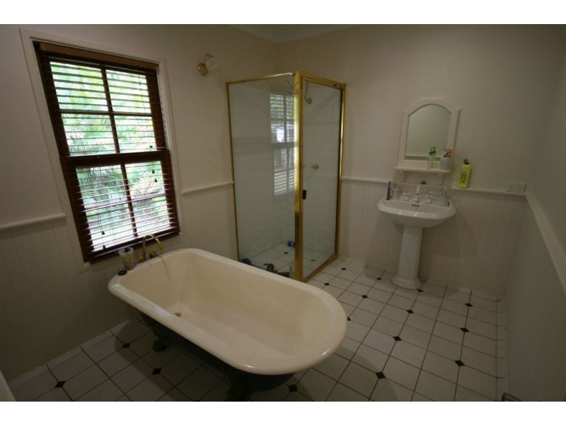 185 Paluma Road, Cannonvale QLD 4802