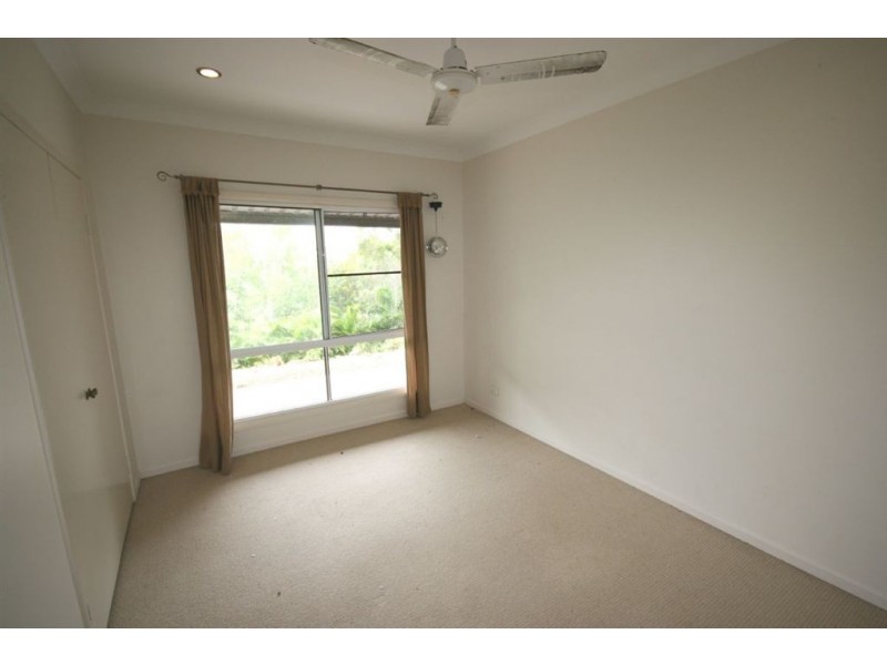 185 Paluma Road, Cannonvale QLD 4802