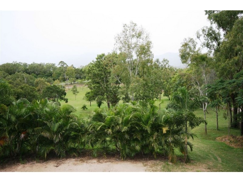 185 Paluma Road, Cannonvale QLD 4802