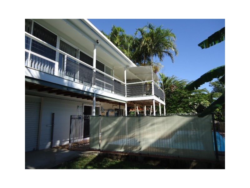 28 Country Road, Cannonvale QLD 4802