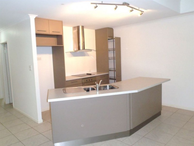 2/11 Maeva St, Jubilee Pocket QLD 4802