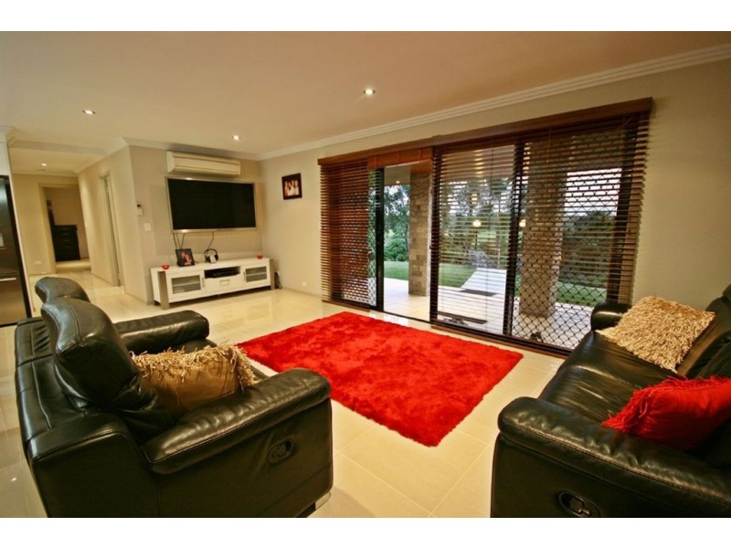 273 Shute Harbour Road, Mount Julian QLD 4800