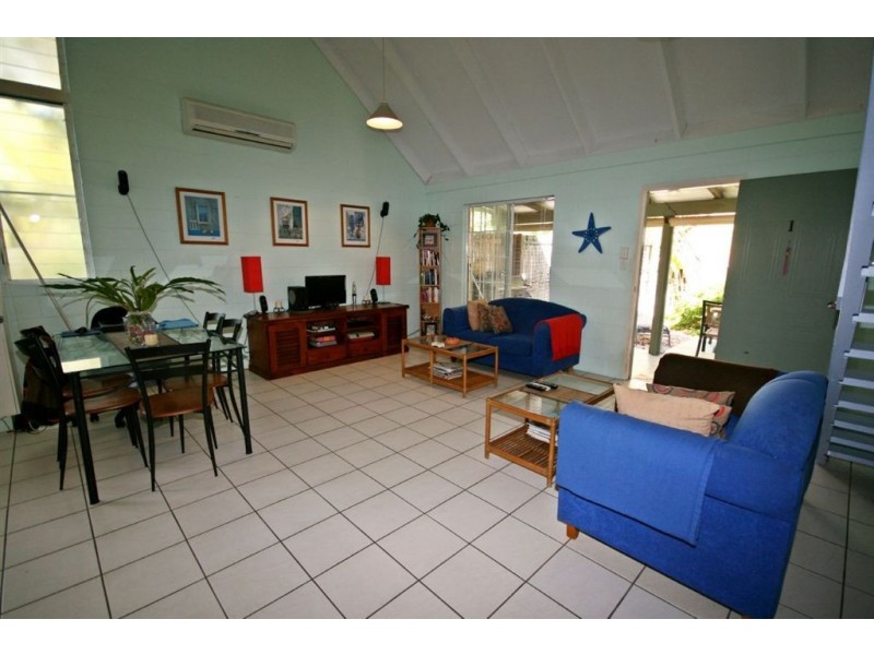 1/2 Mandalay Road, Jubilee Pocket QLD 4802