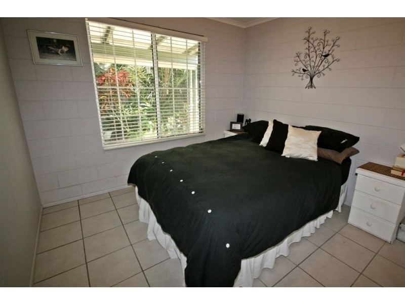 1/2 Mandalay Road, Jubilee Pocket QLD 4802