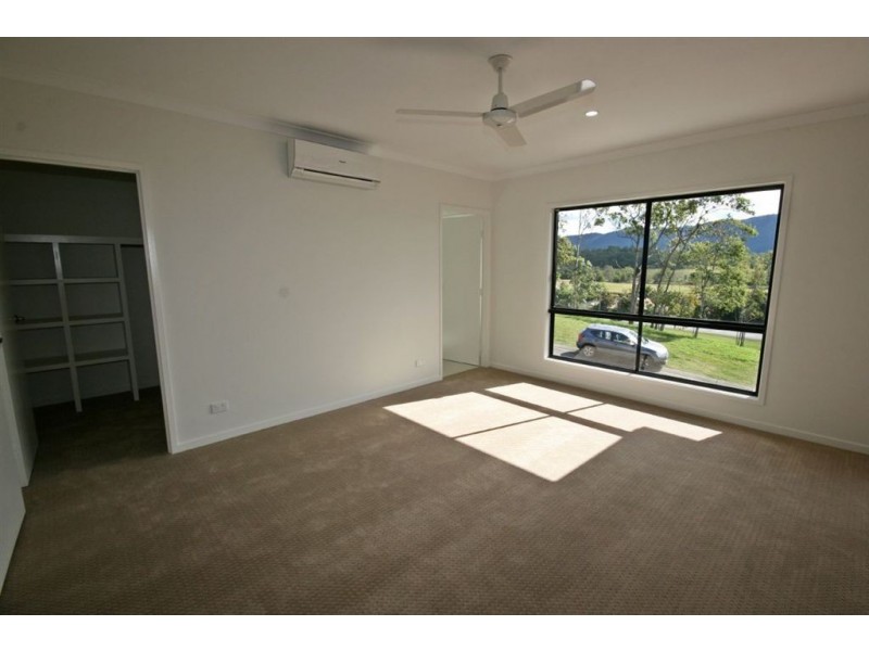 Lot 7 Spinnaker Court, Cannonvale QLD 4802