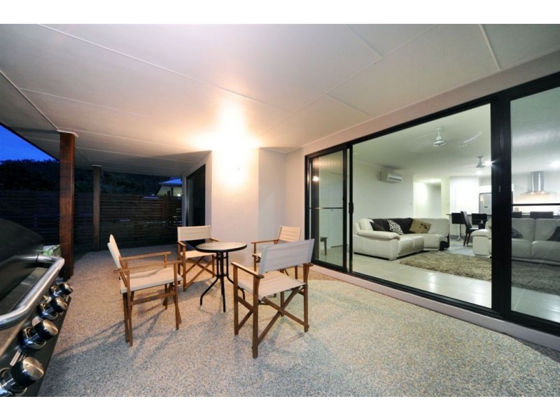 55 Abell Road, Cannonvale QLD 4802