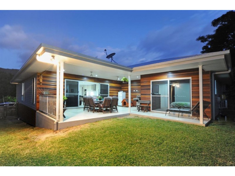 32 Sunset Drive, Jubilee Pocket QLD 4802