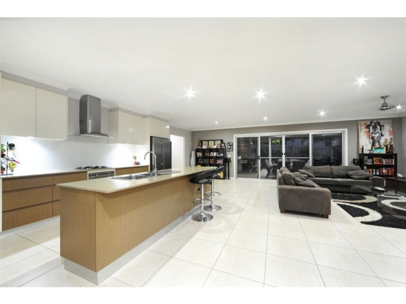 32 Sunset Drive, Jubilee Pocket QLD 4802