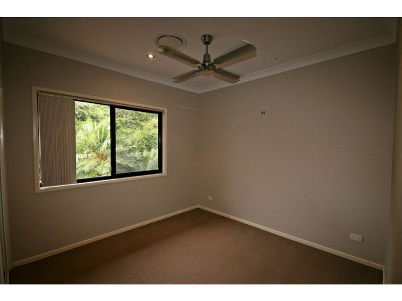 77 Pringle Road, Cannonvale QLD 4802