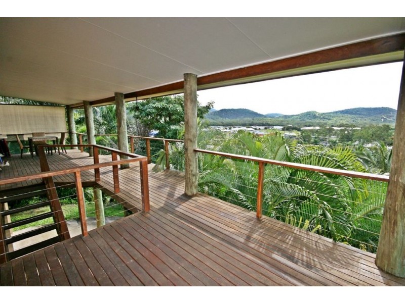 5 South Molle Boulevard, Cannonvale QLD 4802